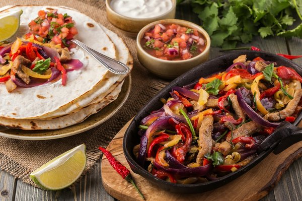 Comment préparer des fajitas de légumes grillés sans tortillas de blé?